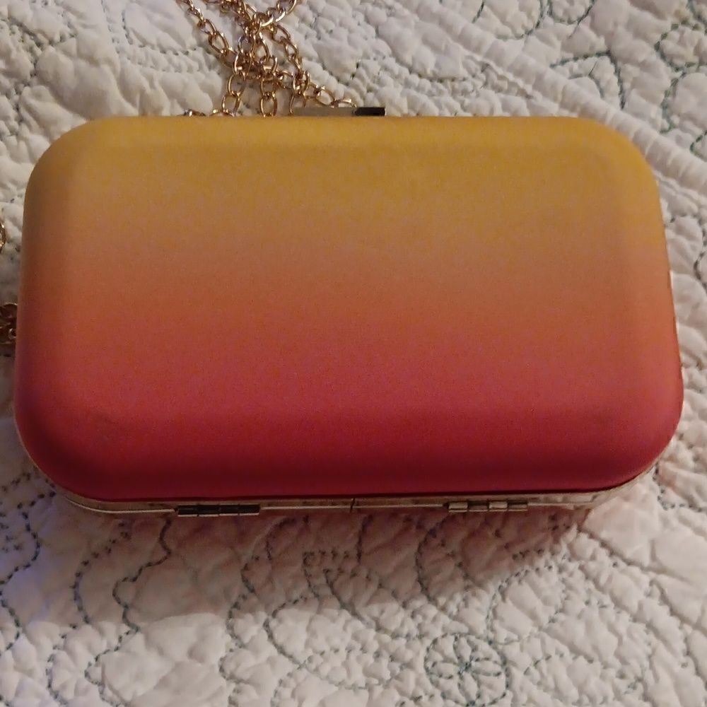 Escada   - Picture 3 of 4